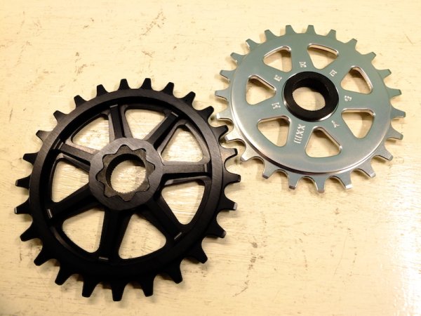 画像1: HERESY THORNS SPROCKET