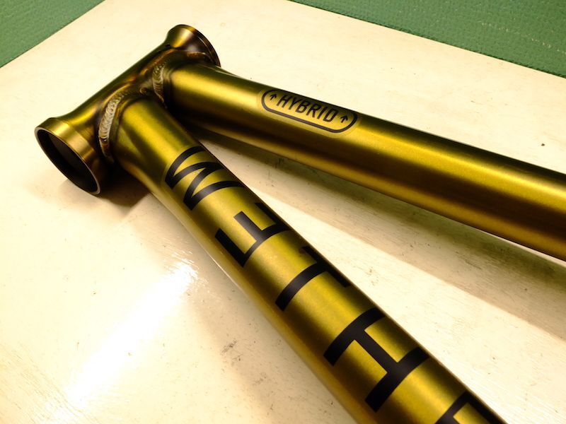 画像: WTP UTOPIA HYBRID FRAME(matt translucent gold)