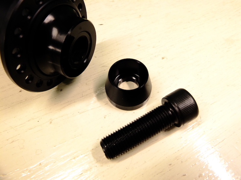 画像: HERESY torment front hub