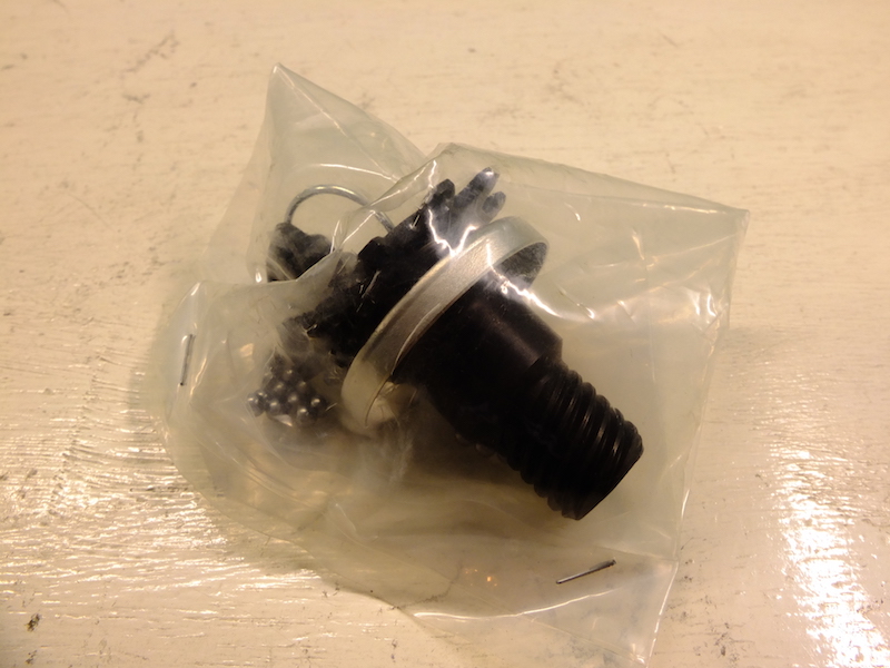 画像1: NANKAI 11T COG